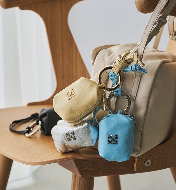  「カラビナ付き レザーミニポーチ型チャーム」|その他|