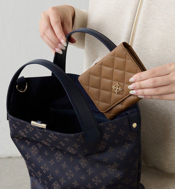  「【再値下げ】キルティングレザー二つ折りウォレット」|財布|