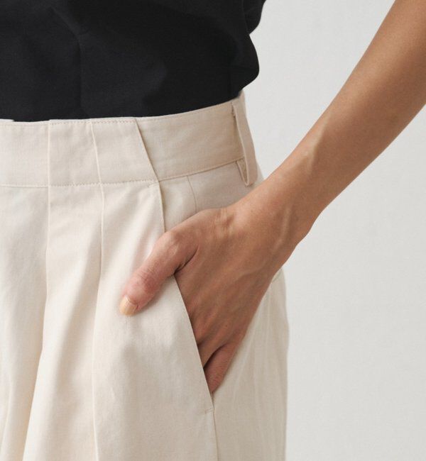  「チノベルトタックパンツ」|チノ|