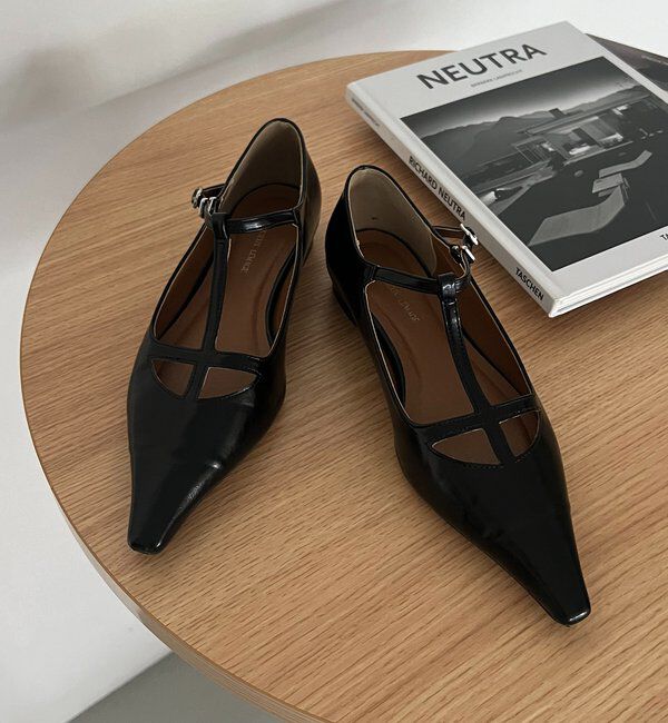  「 【オケージョンにも◎】Tストラップフラットパンプス」|パンプス|