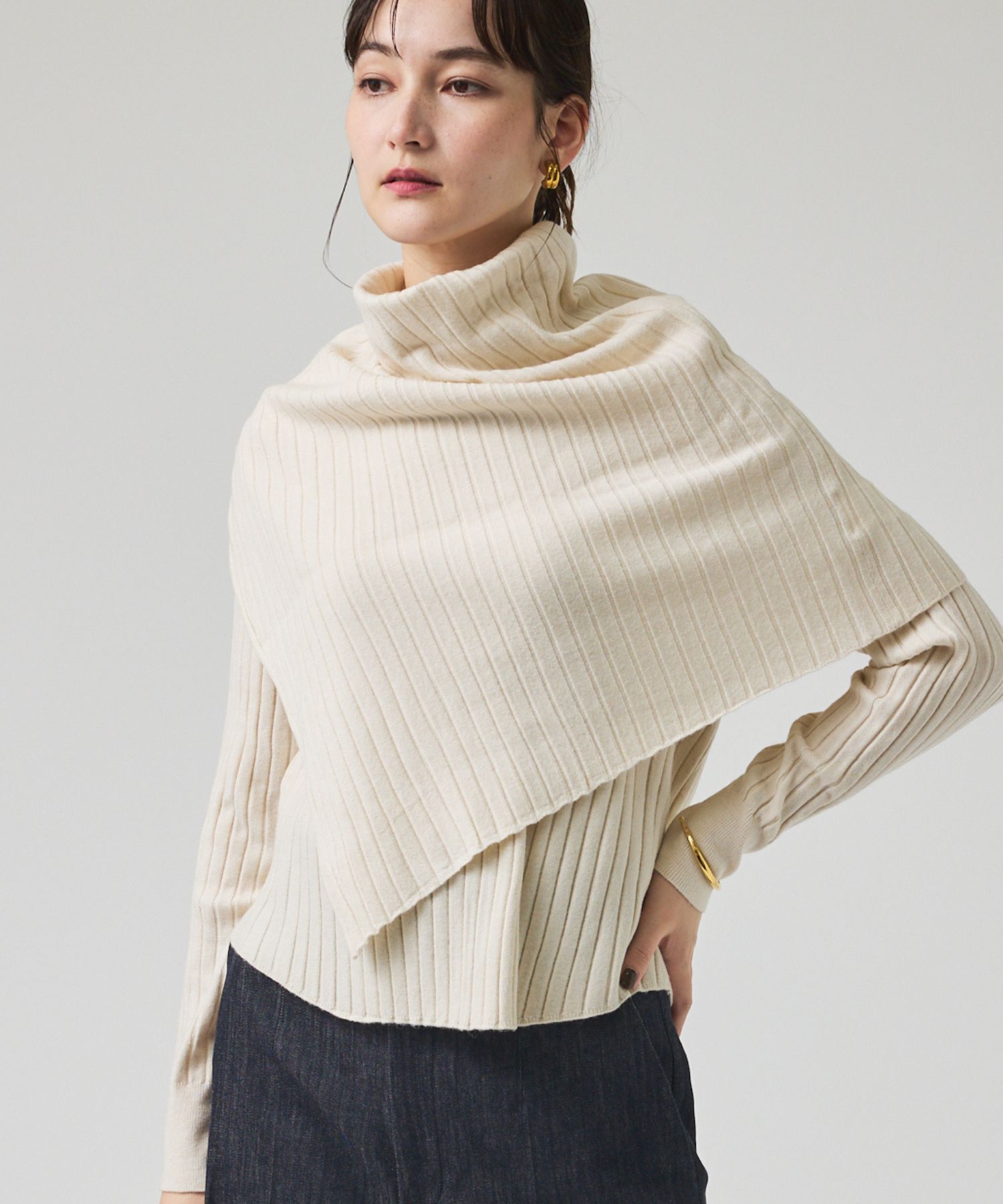 qualite「ご好評につき再入荷！【新色追加！25AW】アシメスヌードリブニット/スヌード取り」|ニット・セーター|オフホワイト