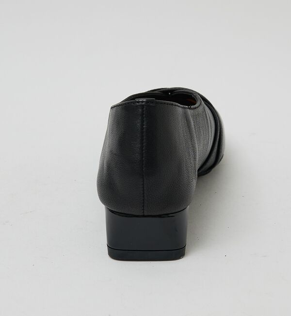 AU BANNISTER「ストラップソフトレザーフラットパンプス」|その他|