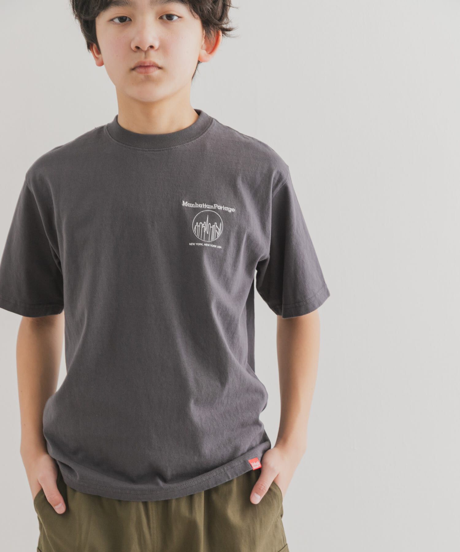 URBAN RESEARCH DOORS「『親子リンク/別注』MANHATTAN PORTAGE&times;DOORS　1ポイントプリントT(KIDS)」|その他|