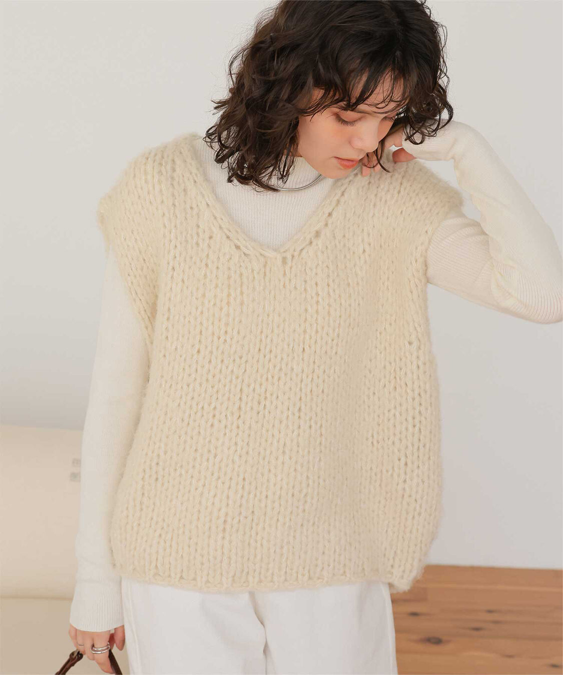 titivate「ローゲージニットベスト」|ニット・セーター|アイボリー