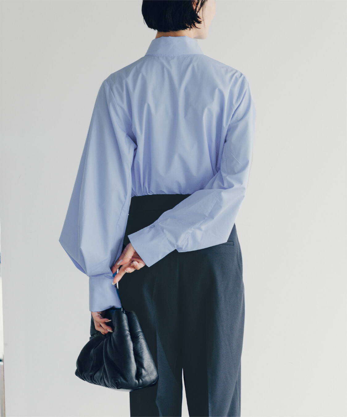 ur's「【小林有里さんコラボアイテム】袖タックボウタイブラウス」|シャツ・ブラウス|