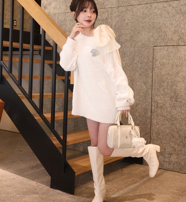  「ブローチ付きベロアモールミニニットワンピース」|ワンピース|