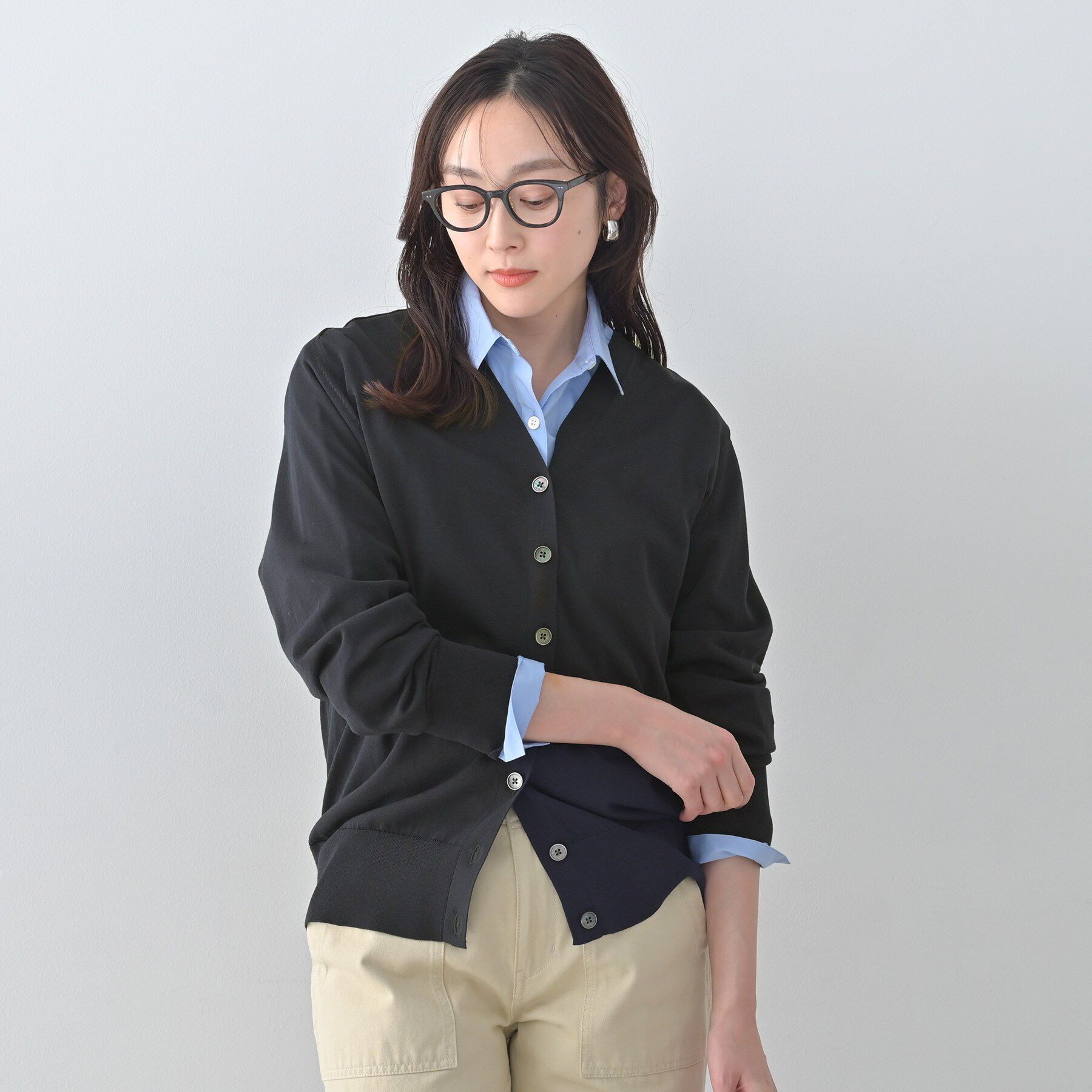 UNTITLED「シアーVネックカーディガン」|カーディガン|