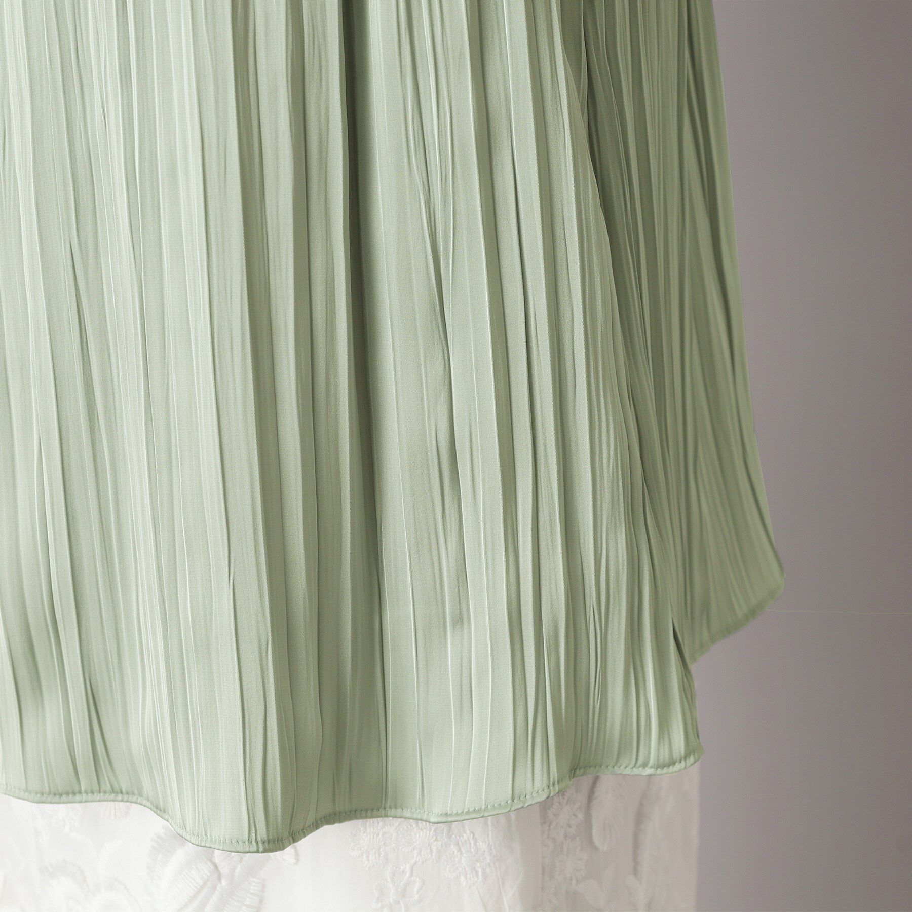 DRESSTERIOR「【洗える/きれいめ】プリーツサテンブラウス」|シャツ・ブラウス|