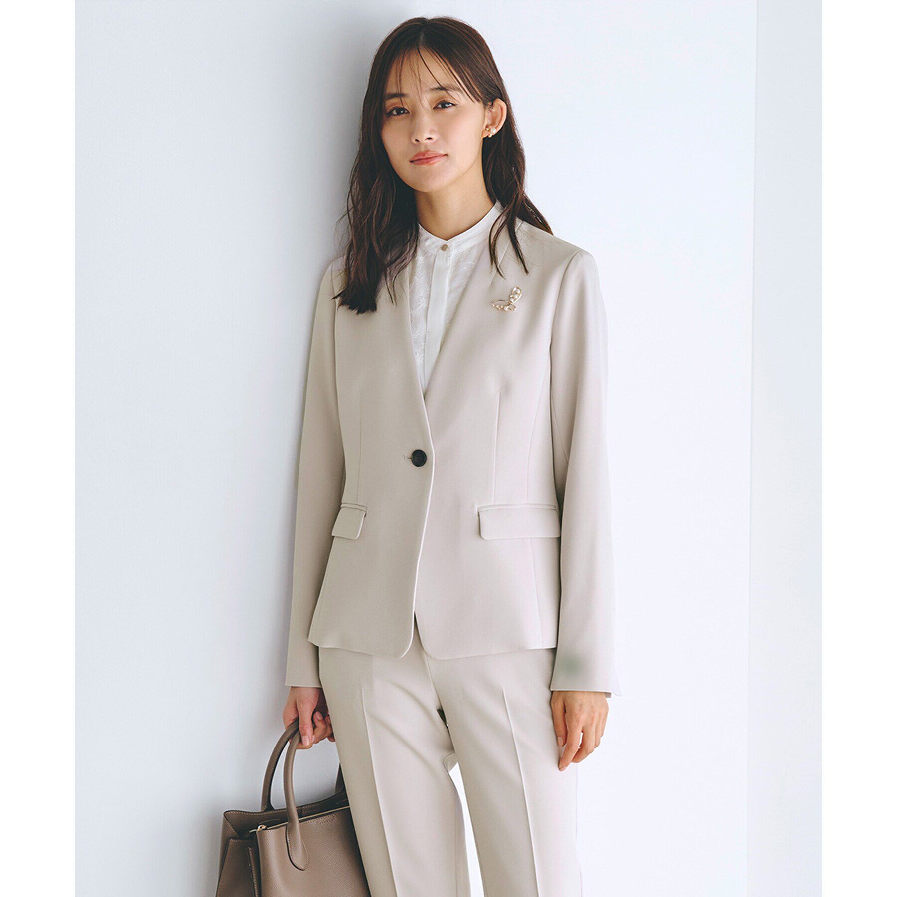 grove「しなやかストレッチ イージーケアジャケット」|ノーカラージャケット|グレージュ(050)