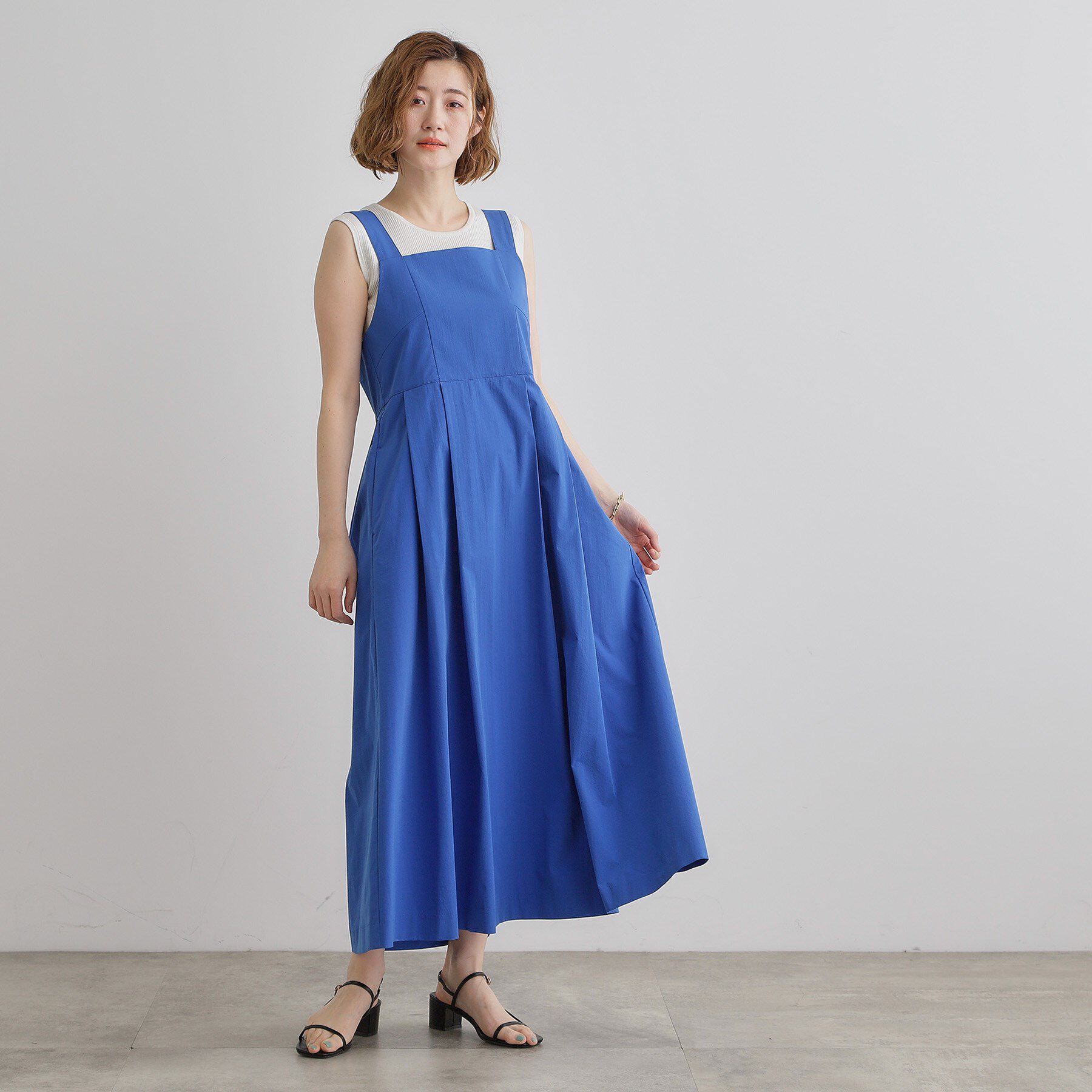 grove「【雑誌掲載】シルエットが映える洗練ジャンパードレス」|ワンピース|