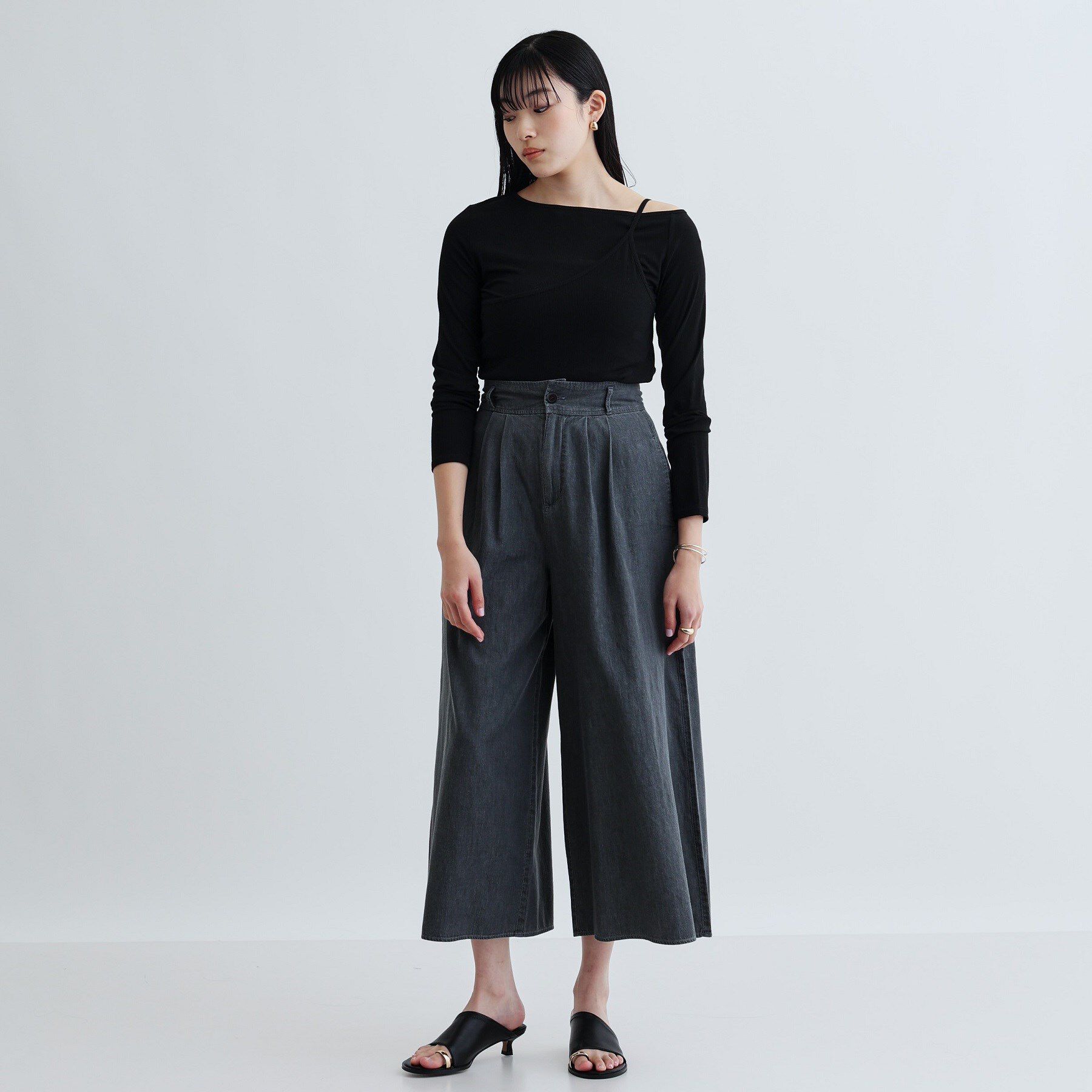 GALLEST「【セットアップ可能】ダンガリータックフレアパンツ」|その他|