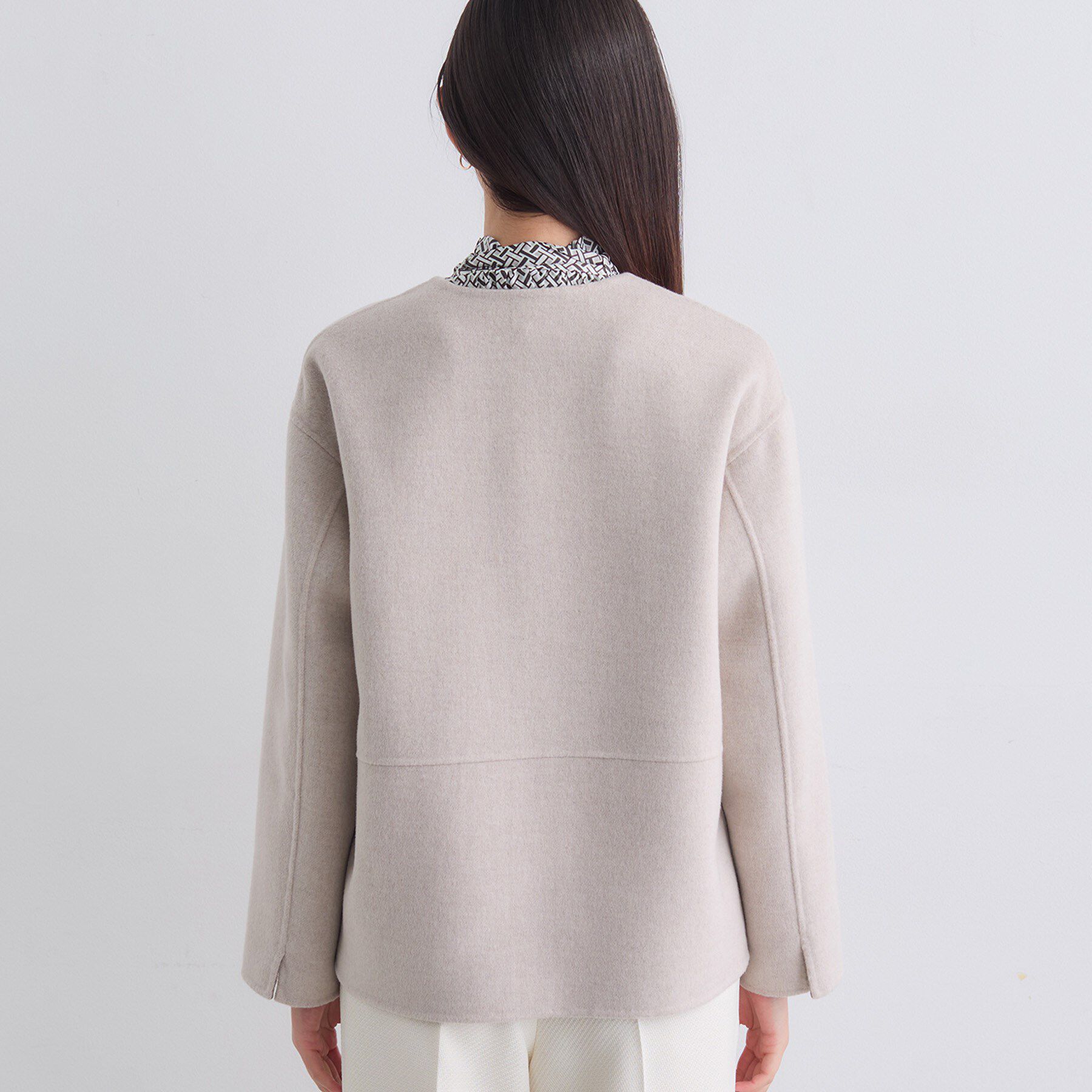 INDIVI「【配色デザイン／ショート丈】ウールリバー ノーカラーコート」|ノーカラーコート|