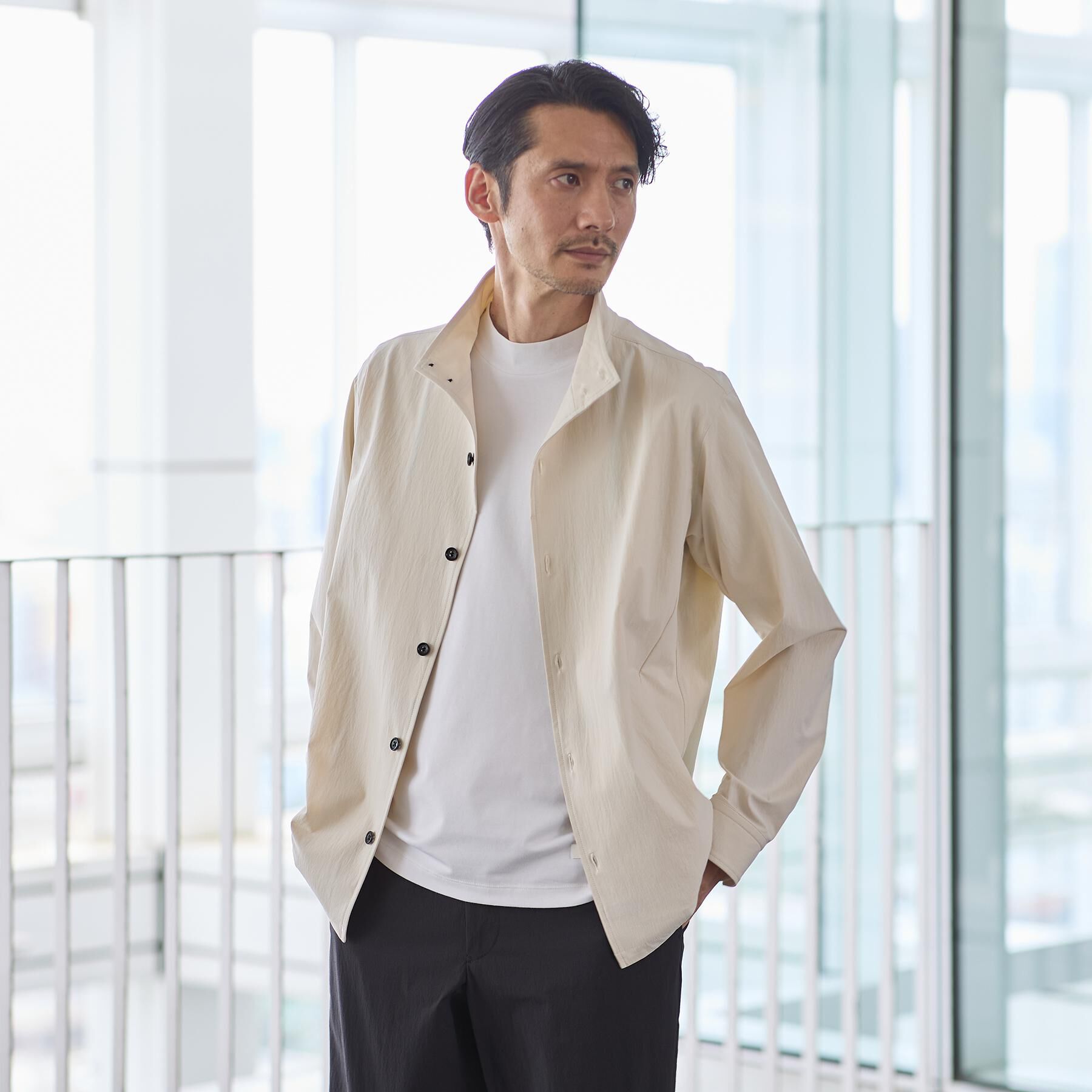 TAKEO KIKUCHI「【3D ナイロン ストレッチ】スタンドカラー シャツブルゾン」|ブルゾン・スタジャン|