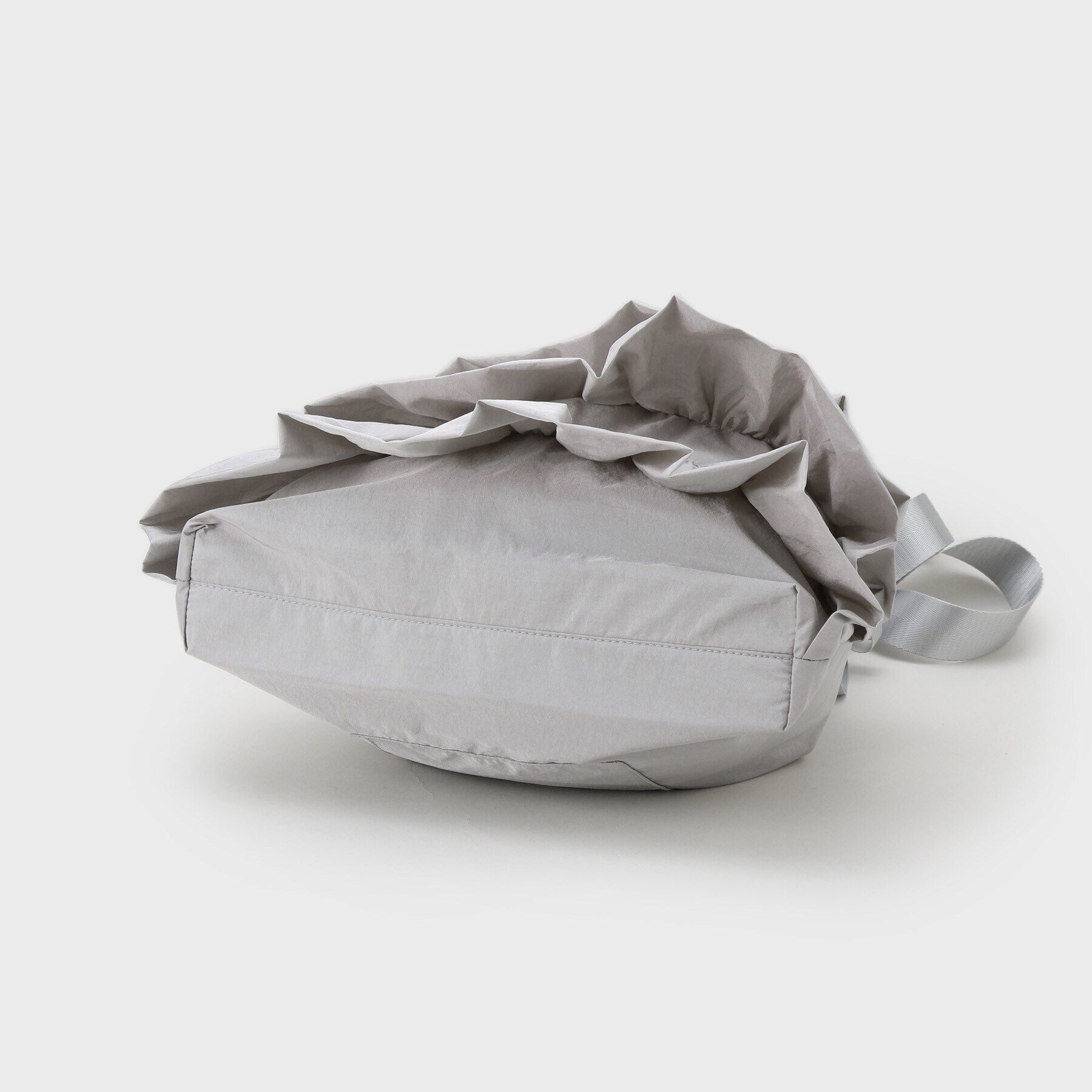 OPAQUE.CLIP「【長さ調整可能】ドロストリボンフリルティアードショルダーバッグ」|ショルダー・メッセンジャー|