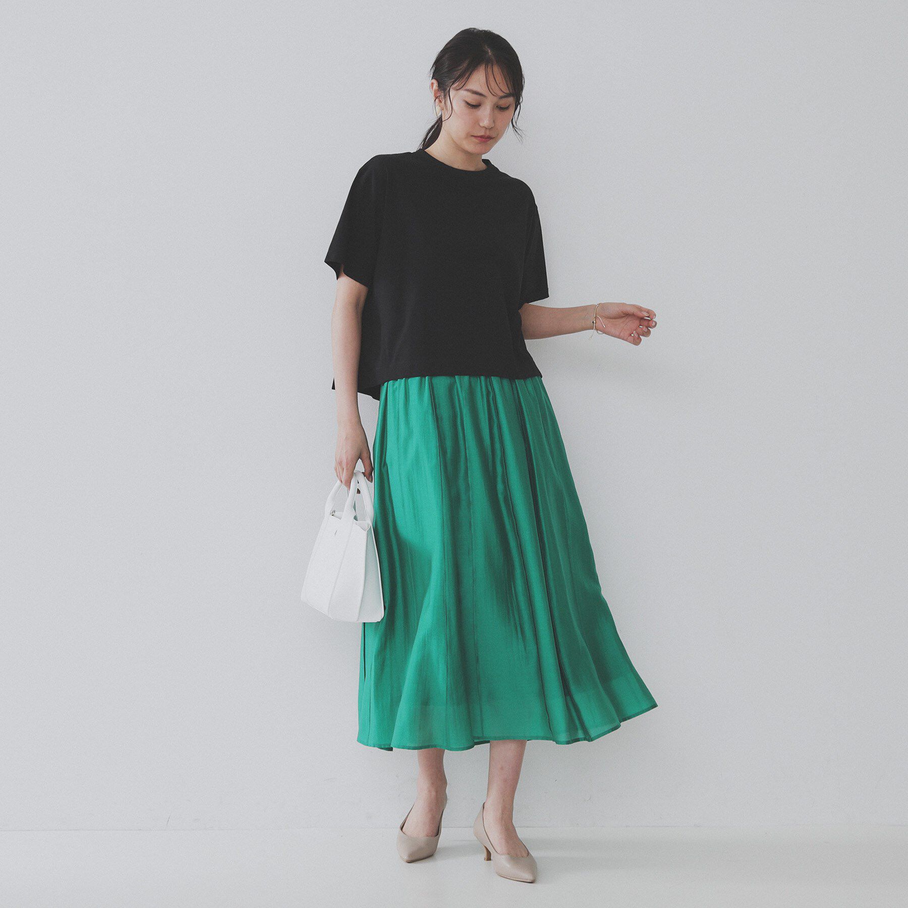 OPAQUE.CLIP「バックフレアショートTシャツ【洗濯機洗い可】」|Tシャツ・カットソー|