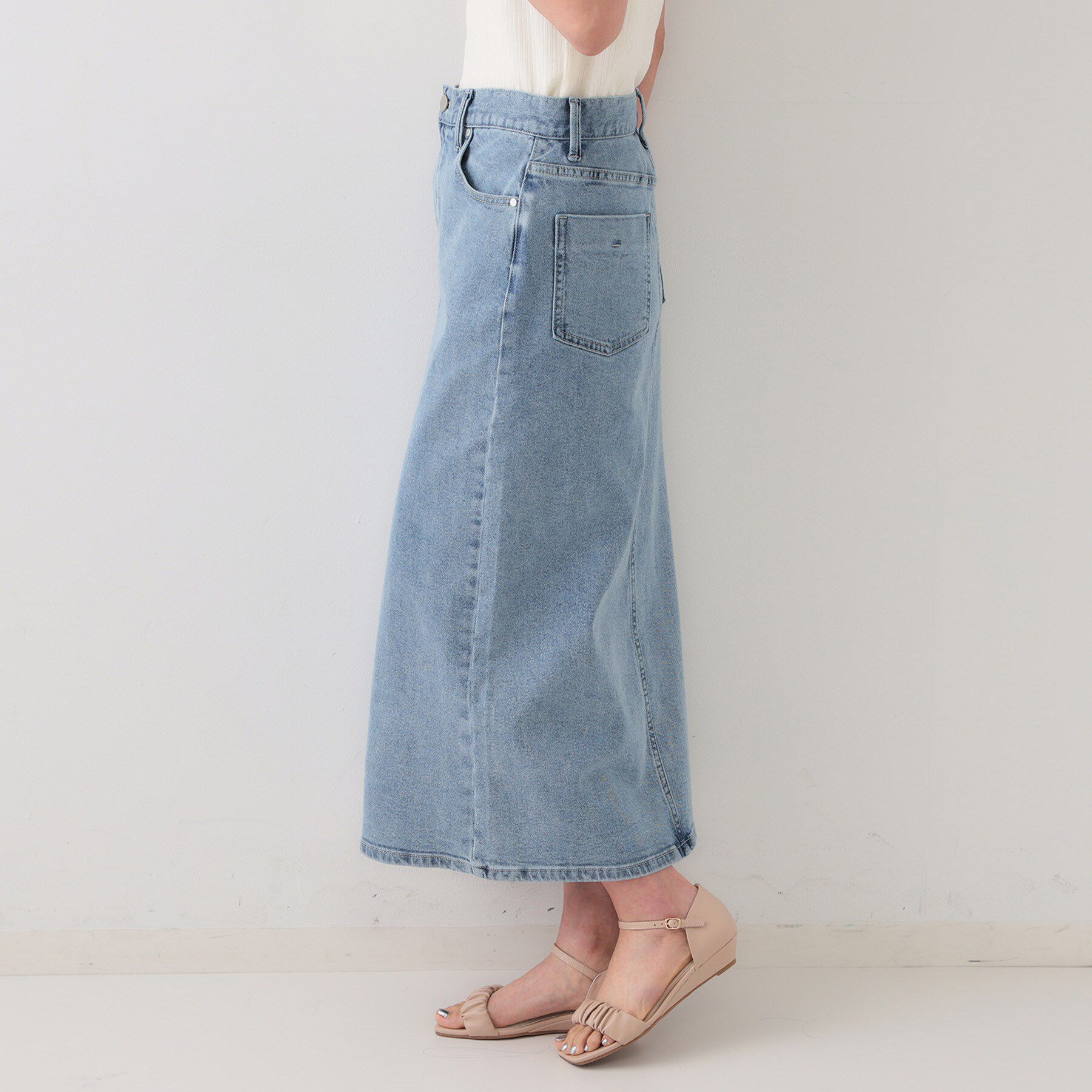 OPAQUE.CLIP「デニムナロースカート【洗濯機洗い可】」|スカート|