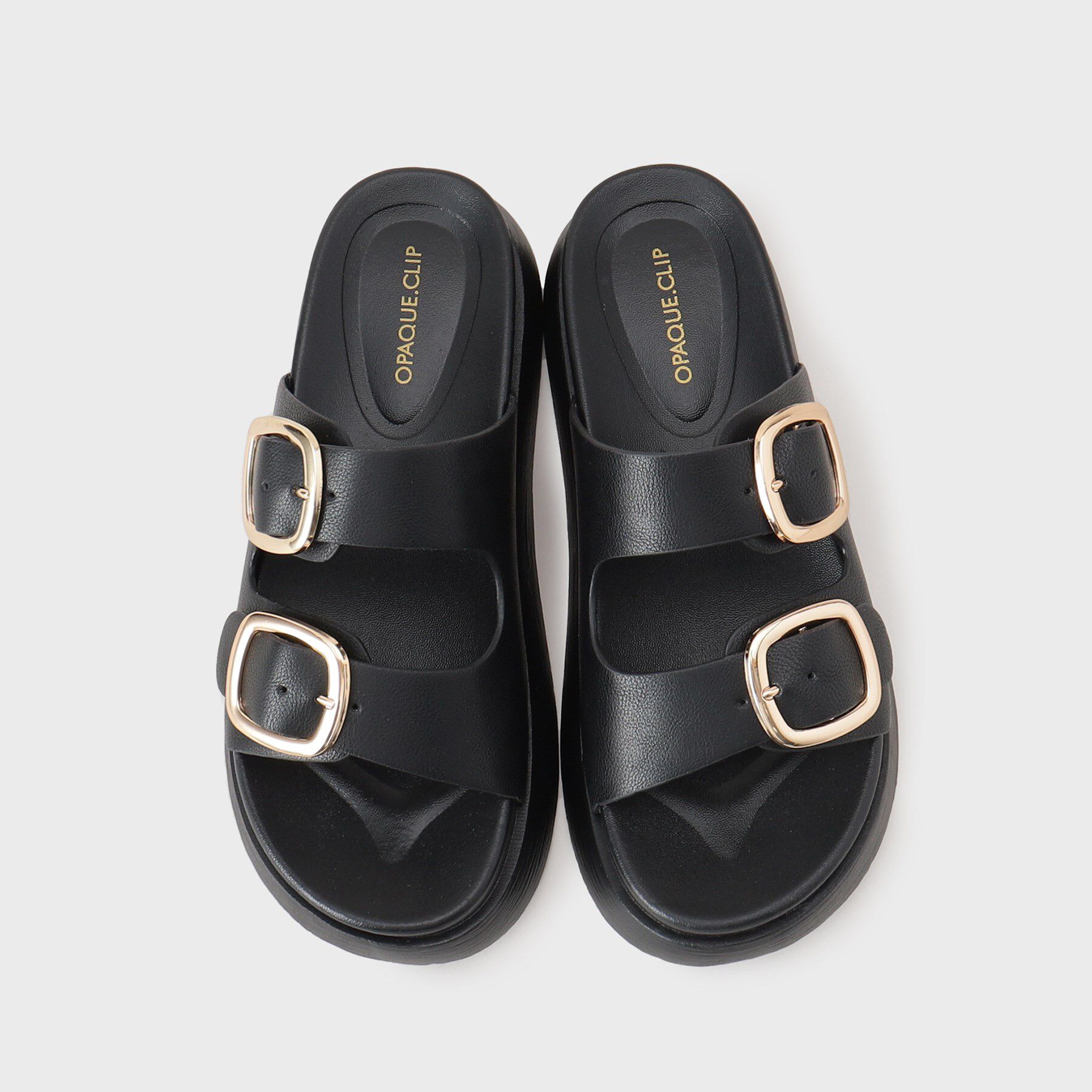 OPAQUE.CLIP「【軽量】ゴールドバックルフットベッドサンダル」|サンダル|