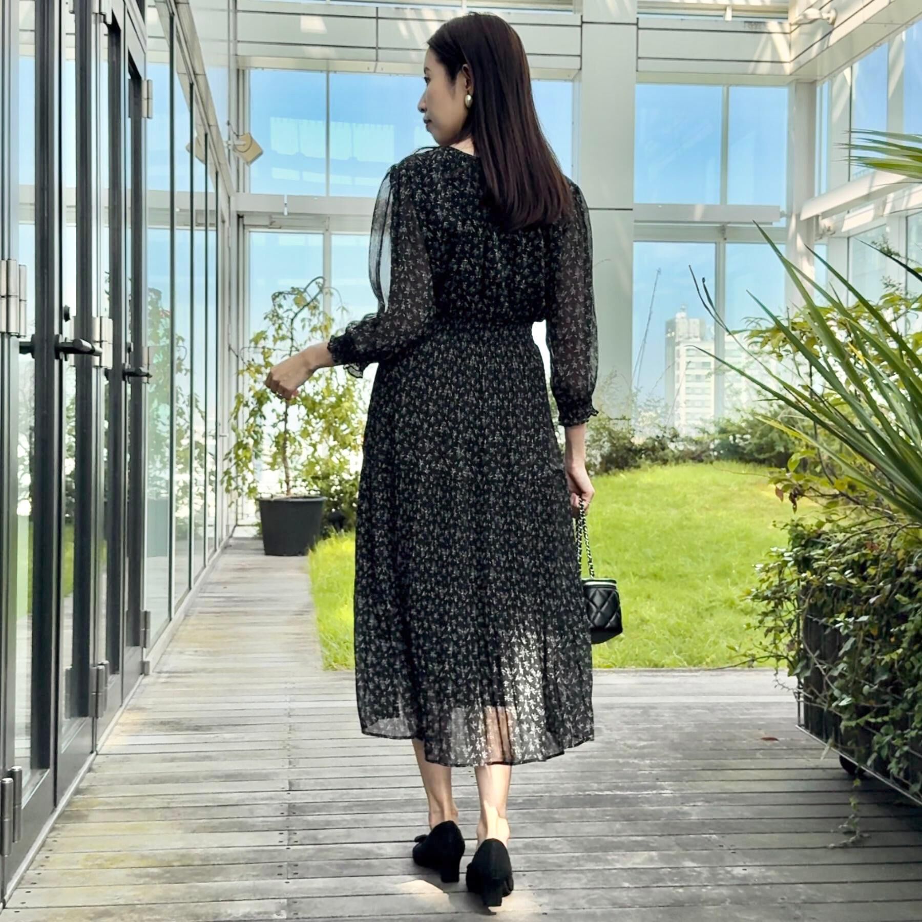 Couture broach「【一枚で着映える・花柄・通勤】前後2WAYシフォン楊柳小花ワンピース」|ワンピース|