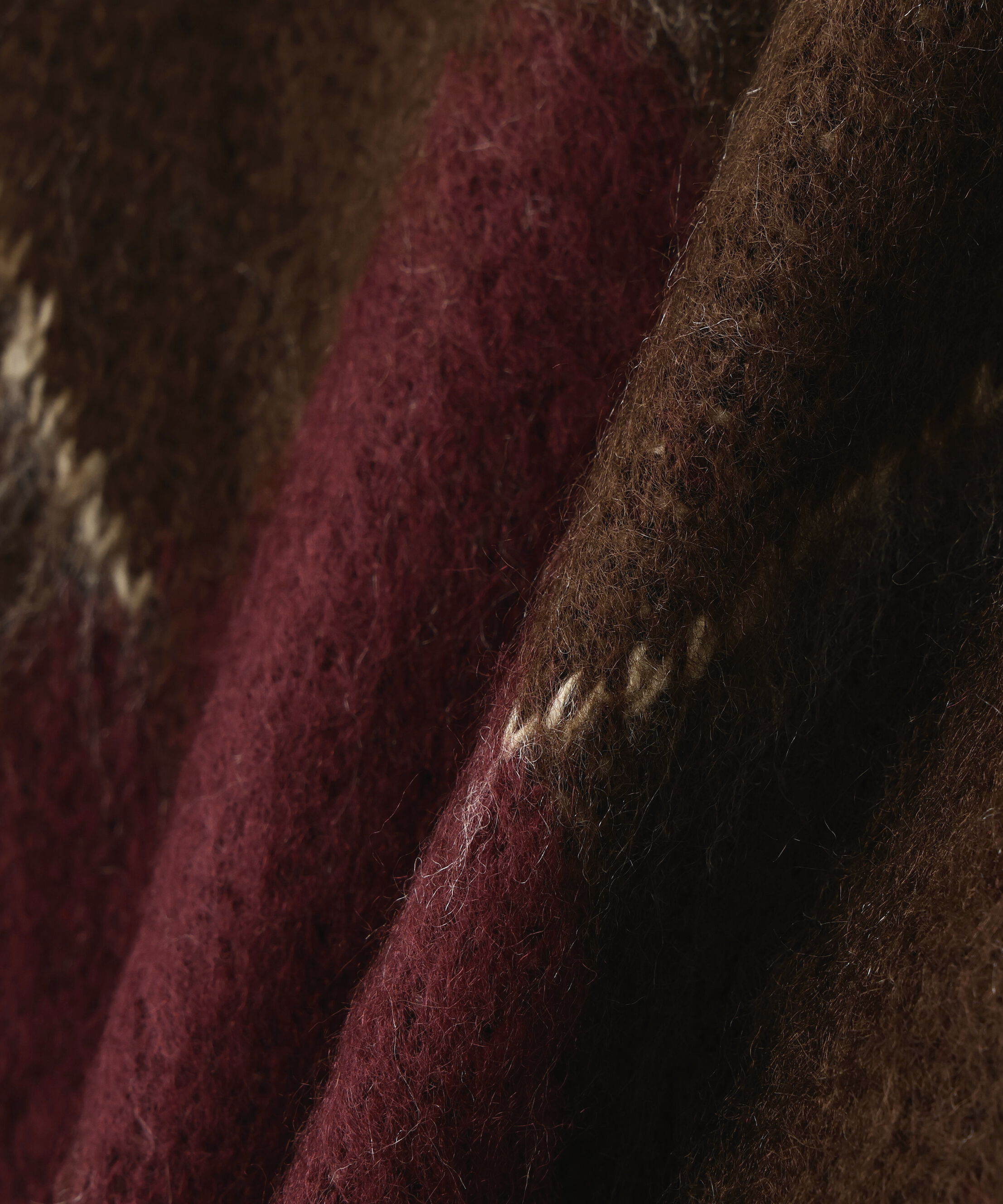  「アクリルモヘアアーガイルＶネックプルオーバー」|ニット・セーター|