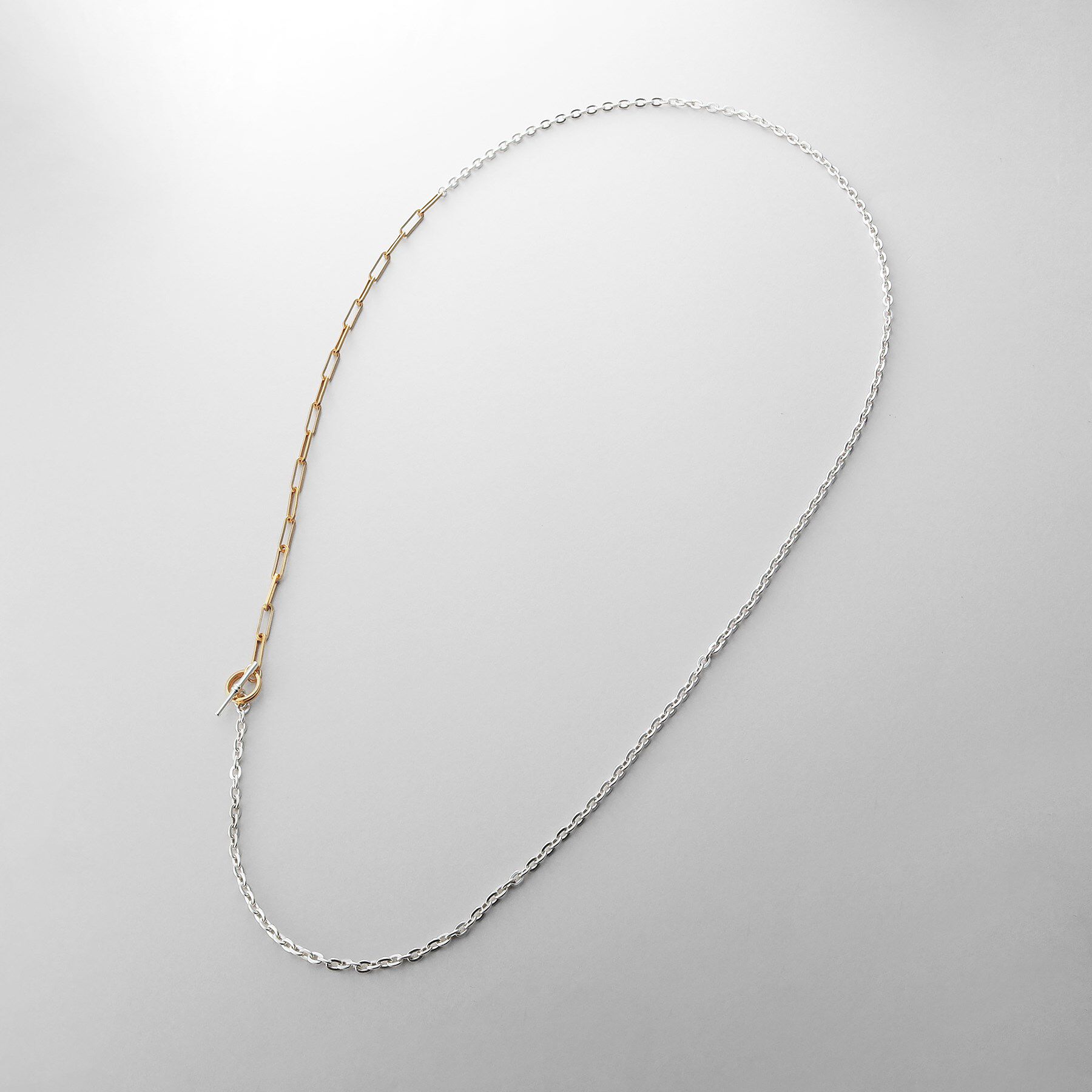 COCOSHNIK ONKITSCH「シルバー コンビカラー フラットオーバル フラットケーブルマンテルネックレス」|ネックレス|