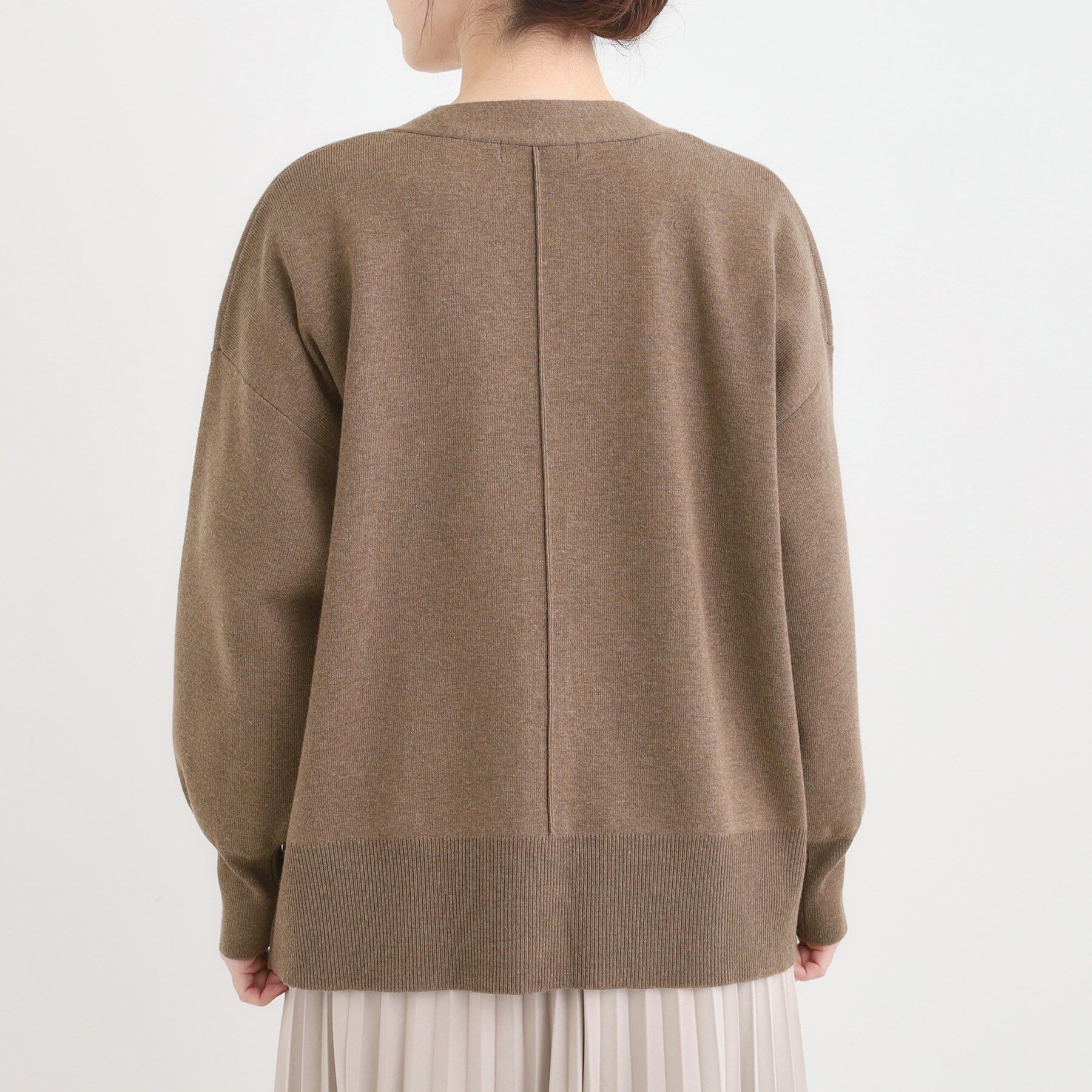 SHOO･LA･RUE「【洗える/毛玉レス】表面がきれいなVネックカーディガン」|カーディガン|