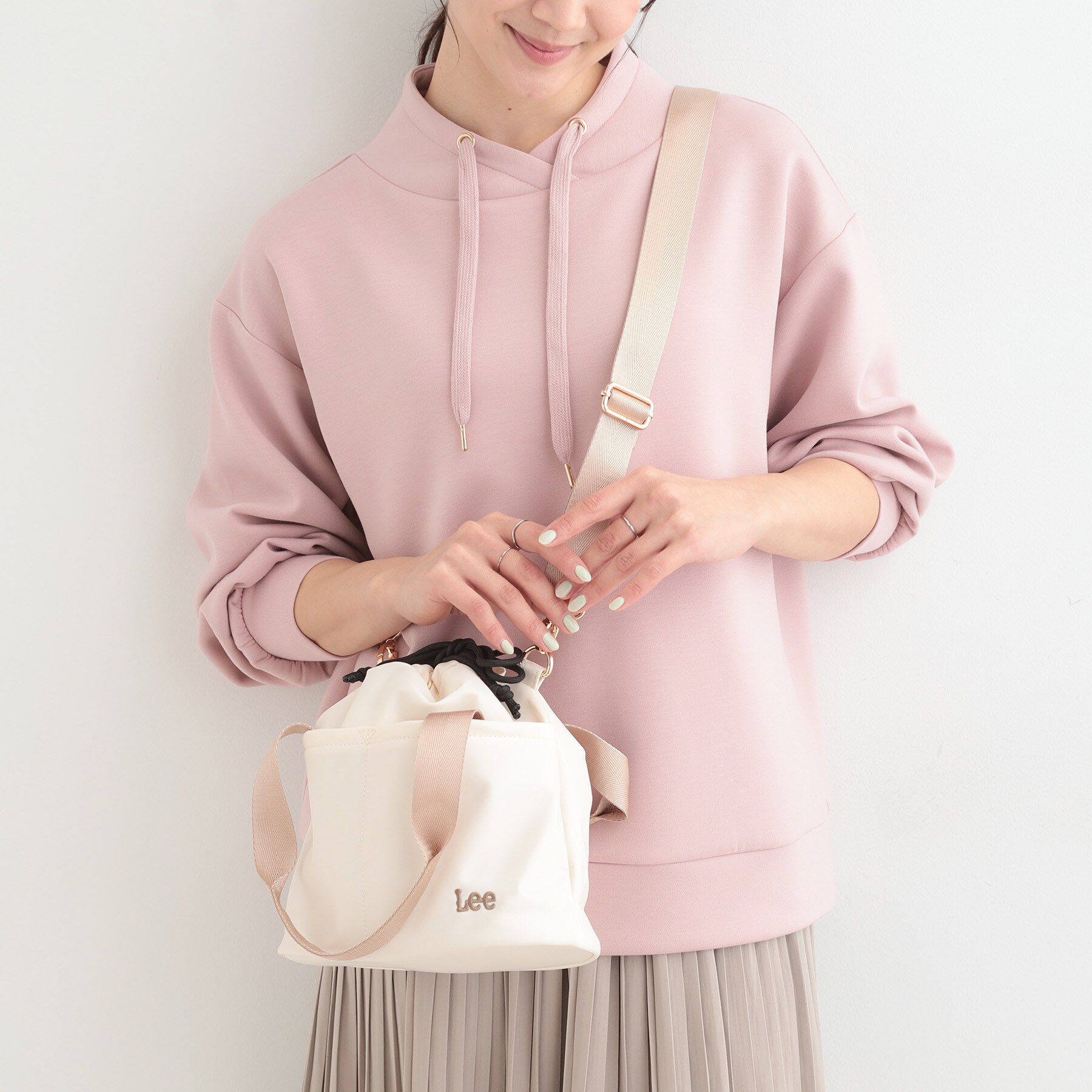 SHOO･LA･RUE「【Lee別注／撥水】巾着ショルダーバッグ」|ショルダー・メッセンジャー|