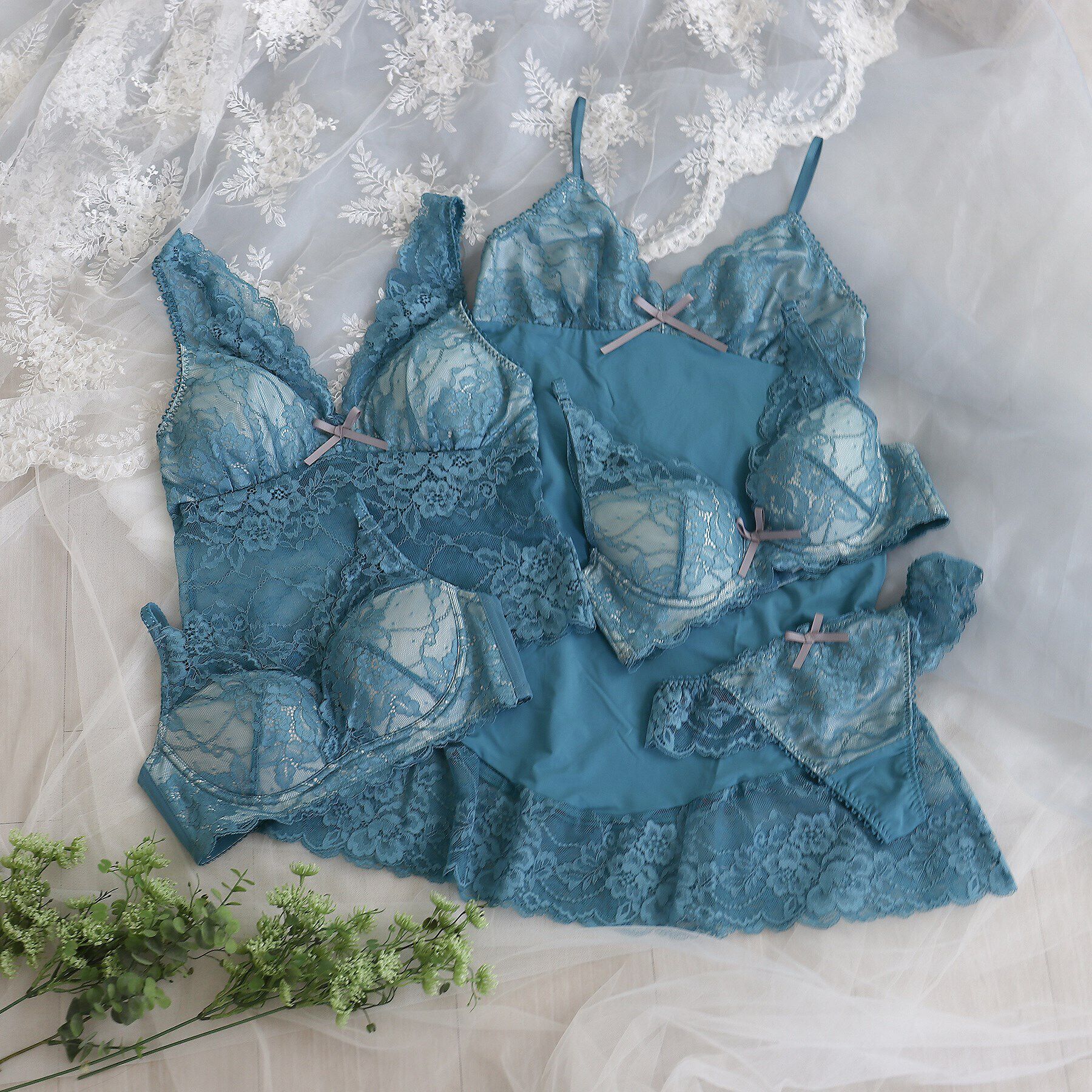 Risa Magli「ノーラ カップ付レースインナー」|インナー|