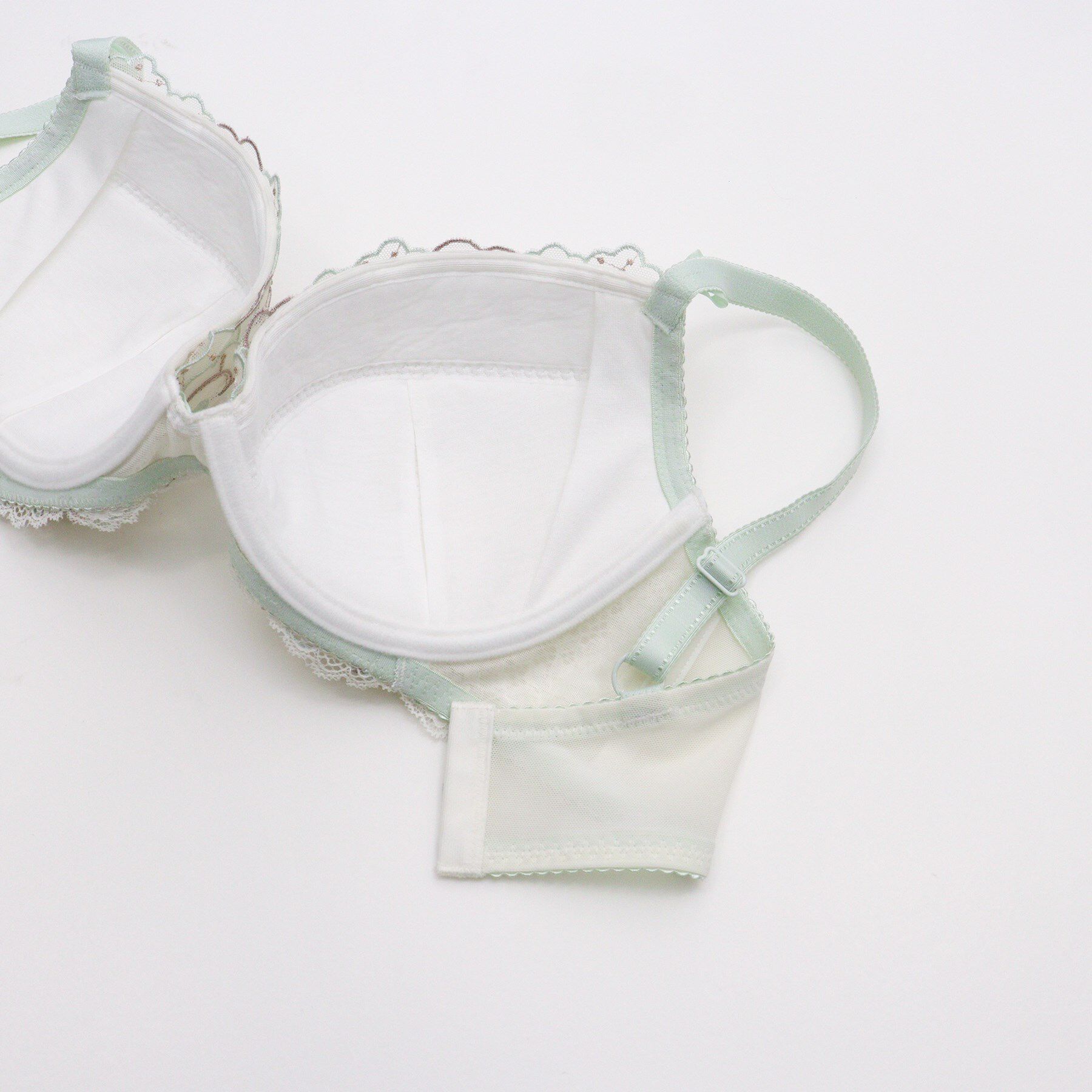 Risa Magli「ヘルティー ブラジャー (G-H) ＜Glamor Bra／サイドすっきりタイプ＞」|インナー|