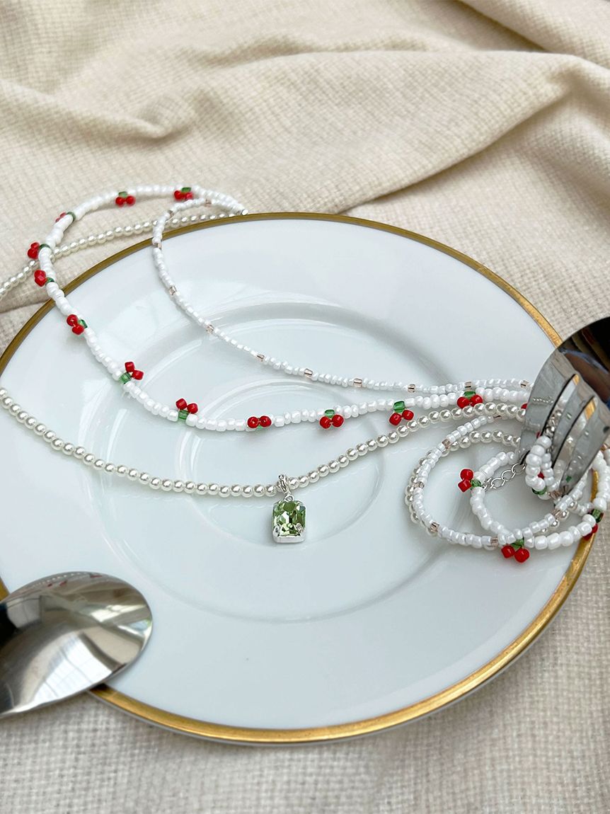 LILY BROWN「フルーツビーズネックレス」|ネックレス|RED