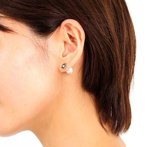 MARY QUANT「ラメエポビジューデイジー ピアス」|ピアス|