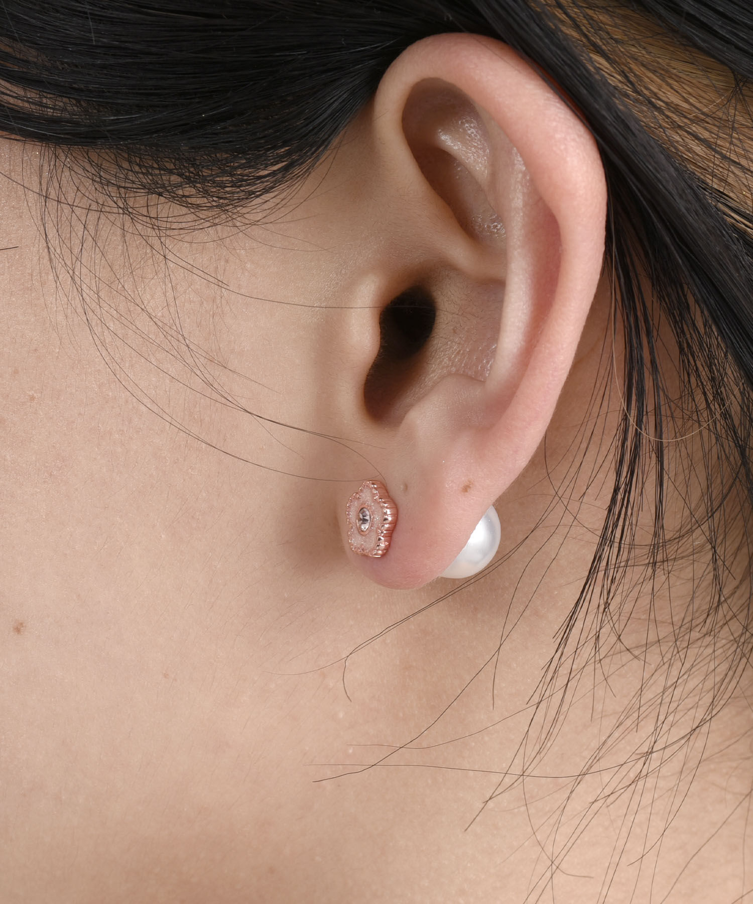 MARY QUANT「ラメエポビジューデイジー ピアス」|ピアス|