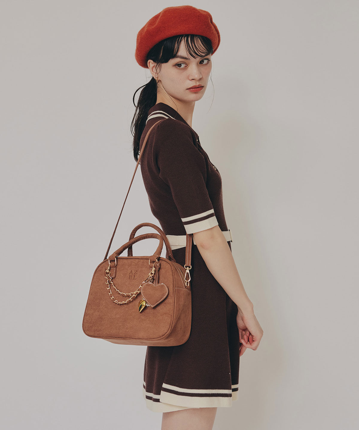 REDYAZEL「チャーム2WAYスクエアバッグ」|ショルダー・メッセンジャー|