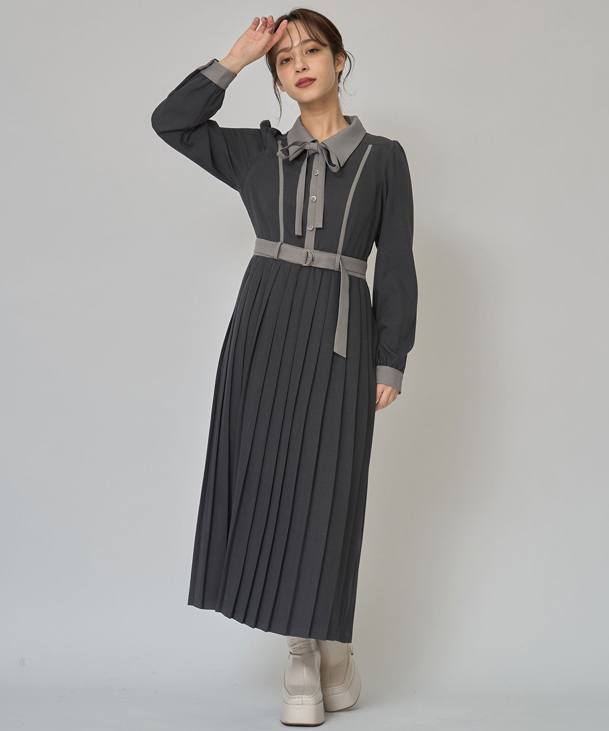 REDYAZEL「クラシカルバイカラーラインリボンタイプリーツロングワンピース」|ワンピース|