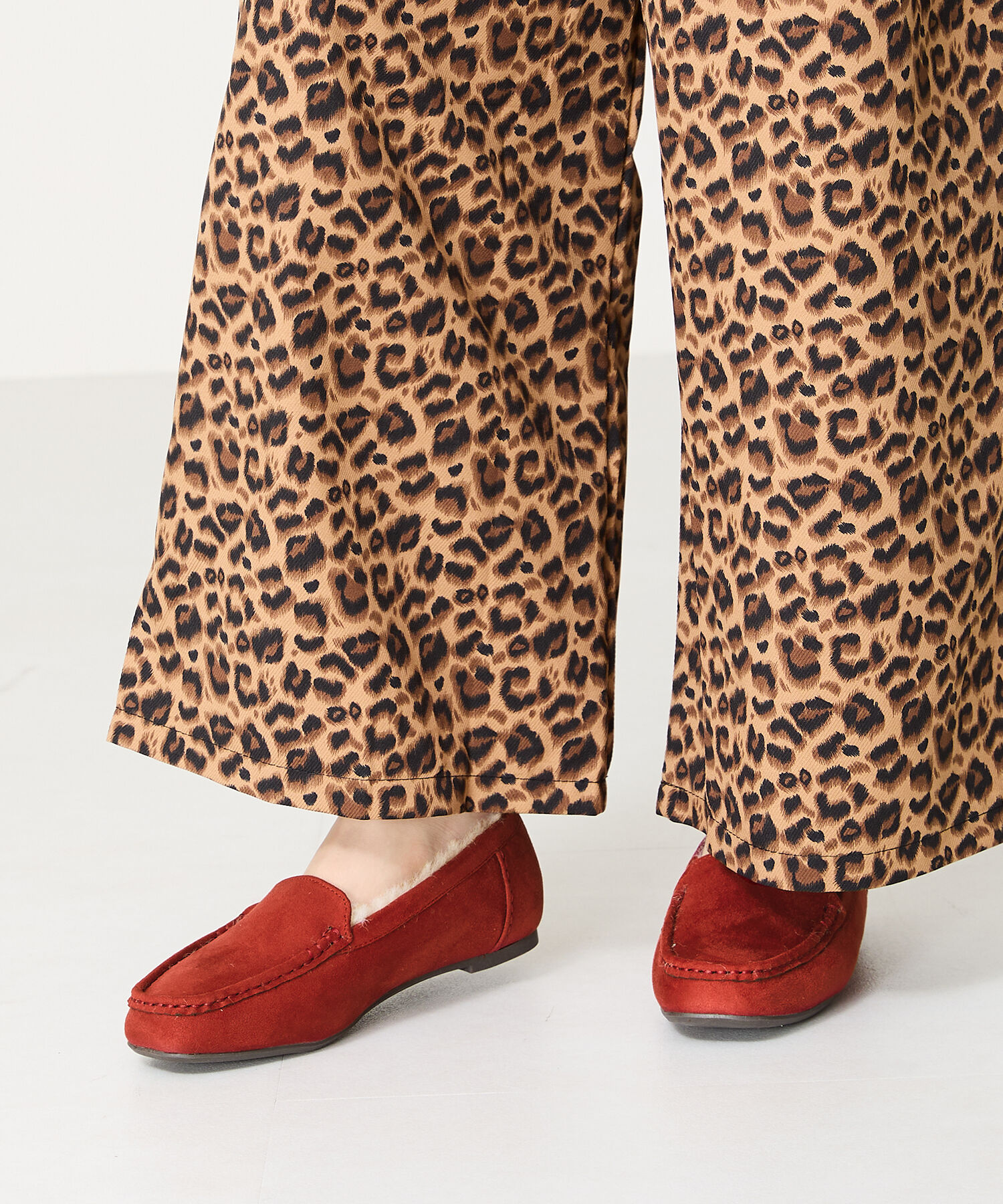 WA Oriental TRaffic「【累計5万足突破】 もこもこ ムートンシューズ /12311 モカシン フェイク ファー 再入荷 フラット」|パンプス|