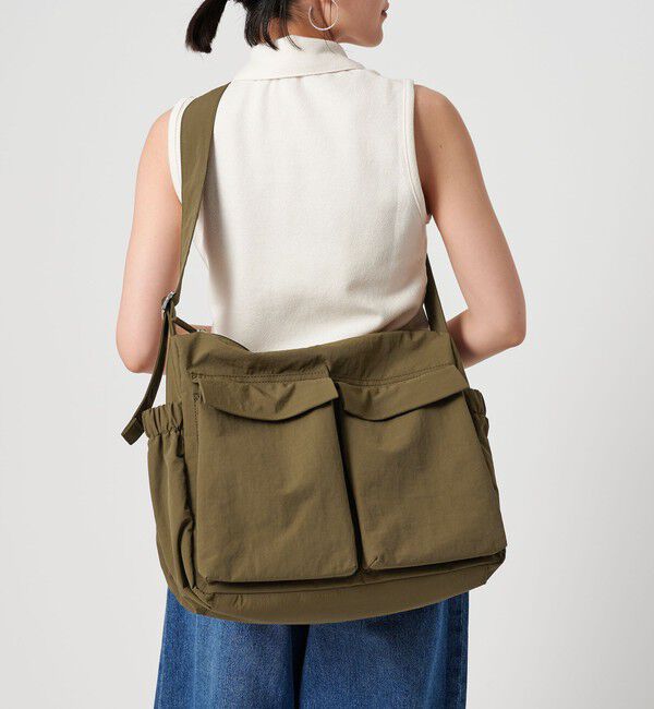BEAUTY&YOUTH UNITED ARROWS「フロント ダブルポケット ビッグ ショルダーバッグ」|ショルダー・メッセンジャー|
