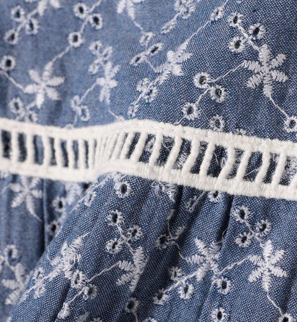 SHIPS any「SHIPS any:〈洗濯機可能〉エンブロイダリー シャンブレー フレア ギャザー ブラウス」|シャツ・ブラウス|