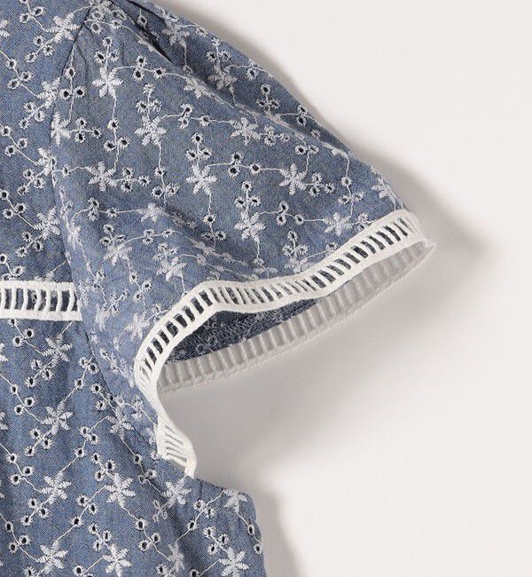 SHIPS any「SHIPS any:〈洗濯機可能〉エンブロイダリー シャンブレー フレア ギャザー ブラウス」|シャツ・ブラウス|