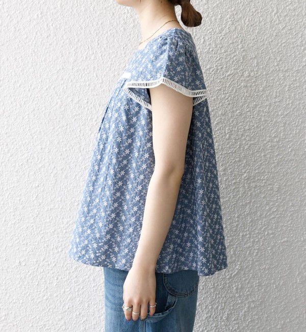 SHIPS any「SHIPS any:〈洗濯機可能〉エンブロイダリー シャンブレー フレア ギャザー ブラウス」|シャツ・ブラウス|