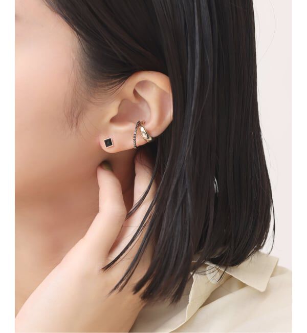 Lilas by Spick&Span「オーバルブラックダイヤエタニティーイヤーカフK10（片耳）」|イヤーカフ|