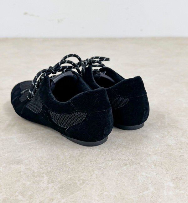 fredy emue「スマートメッシュスニーカー」|スニーカー|