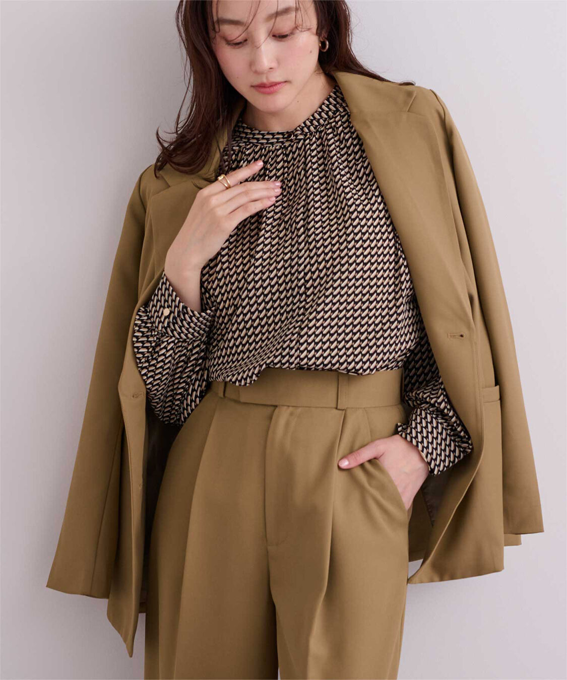 ur's「テーラードダブルブレストジャケット」|テーラードジャケット|