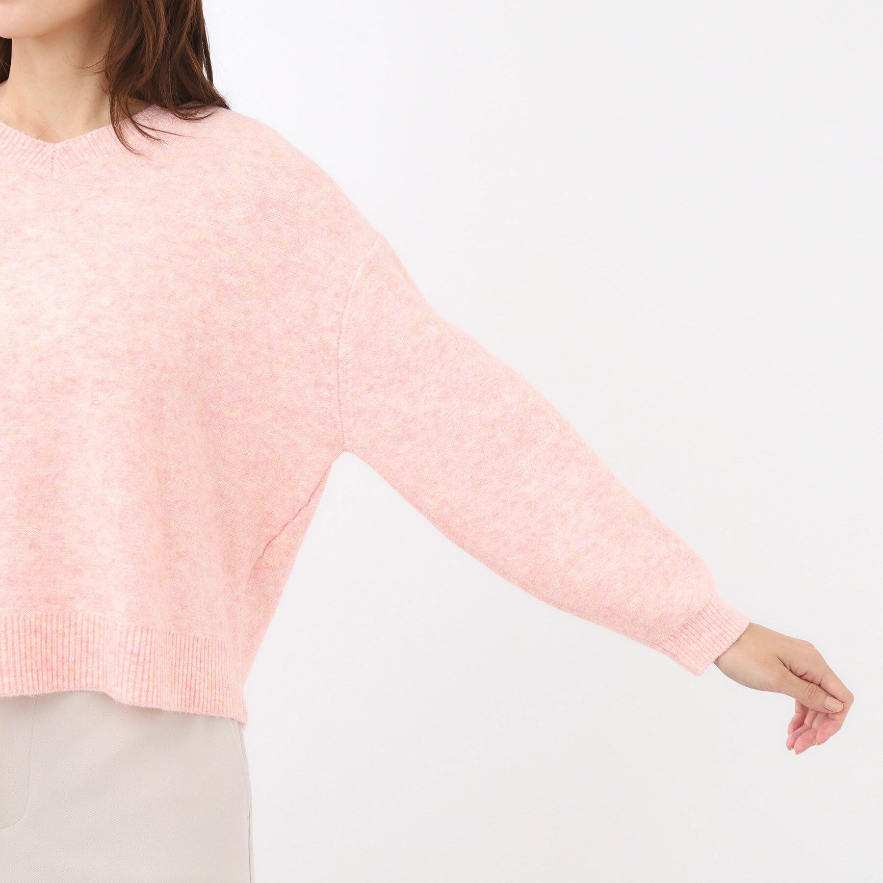 Reflect「【選べる5色／ゆったりシルエット】Vネックスパンコールニット」|ニット・セーター|