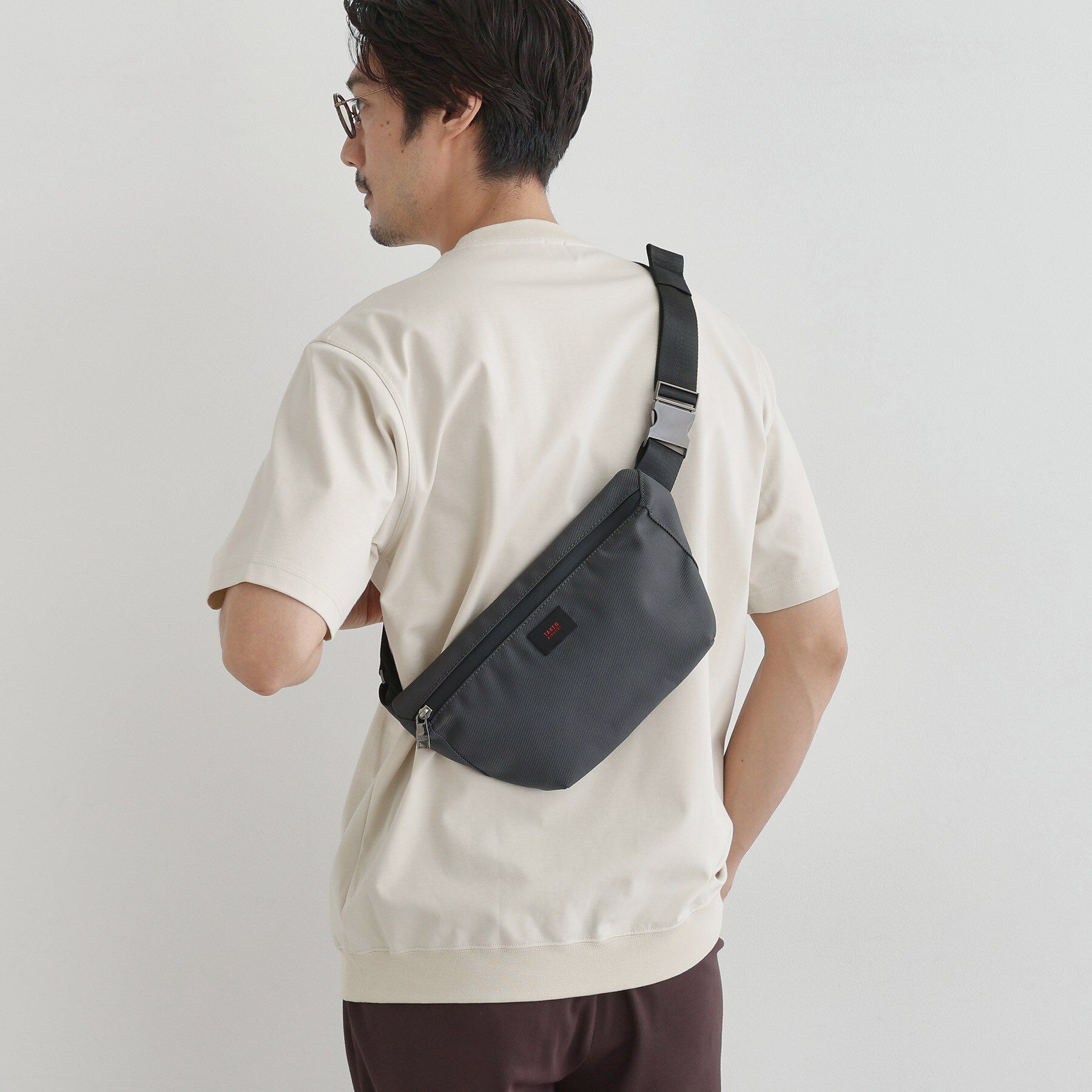 TAKEO KIKUCHI「RedNameスリングショルダーバッグ」|ショルダー・メッセンジャー|