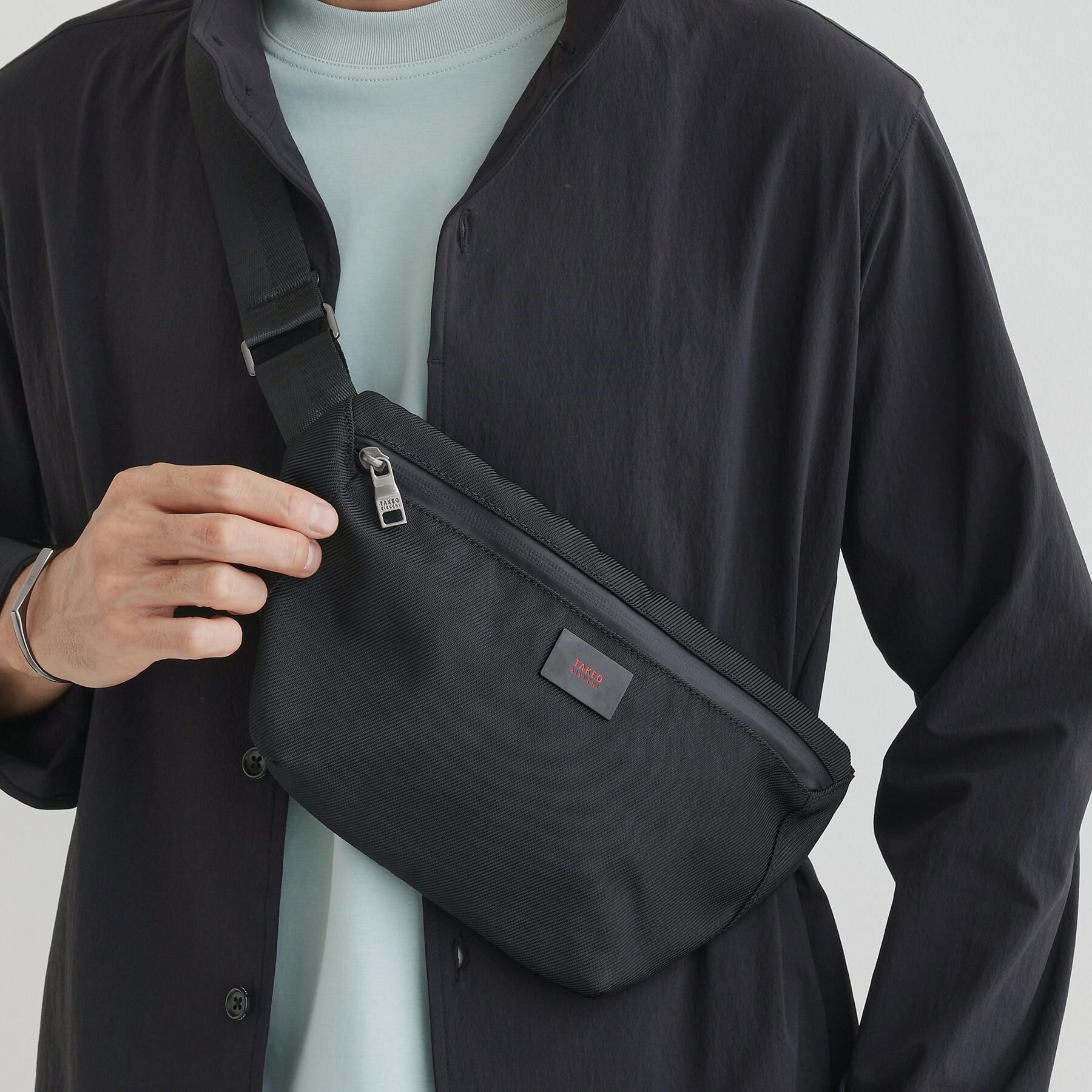 TAKEO KIKUCHI「RedNameスリングショルダーバッグ」|ショルダー・メッセンジャー|