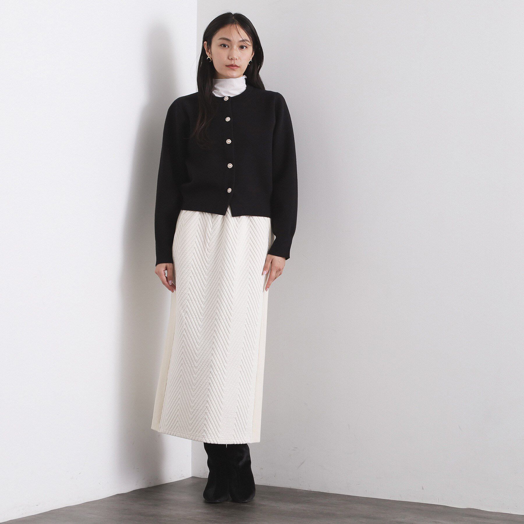 OPAQUE.CLIP「フェイクパールビジューボタンニットカーディガン【洗濯機OK】」|カーディガン|