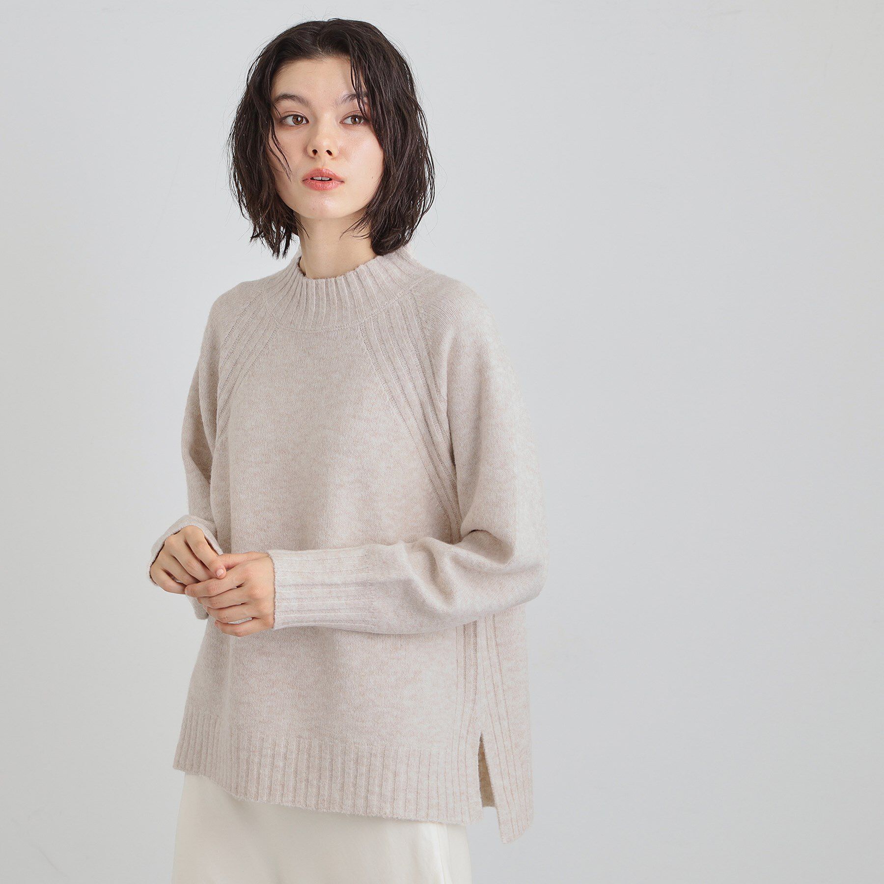 THE SHOP TK「ふんわり柔らかきれい色 ウール混ハイネックニット」|ニット・セーター|