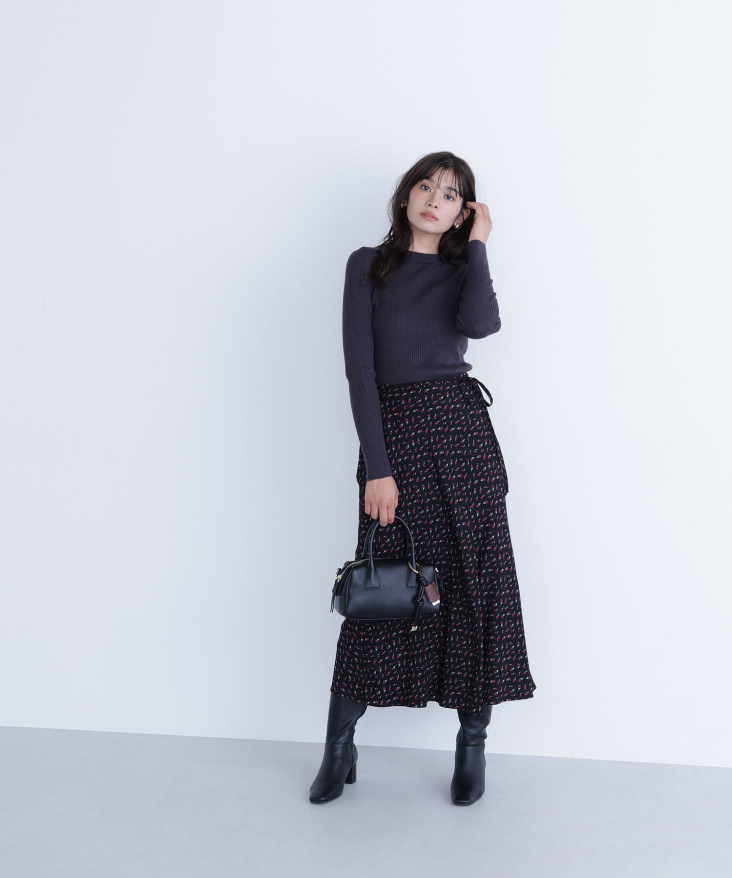  「フラワープリントラップスカート」|スカート|ブラック系2