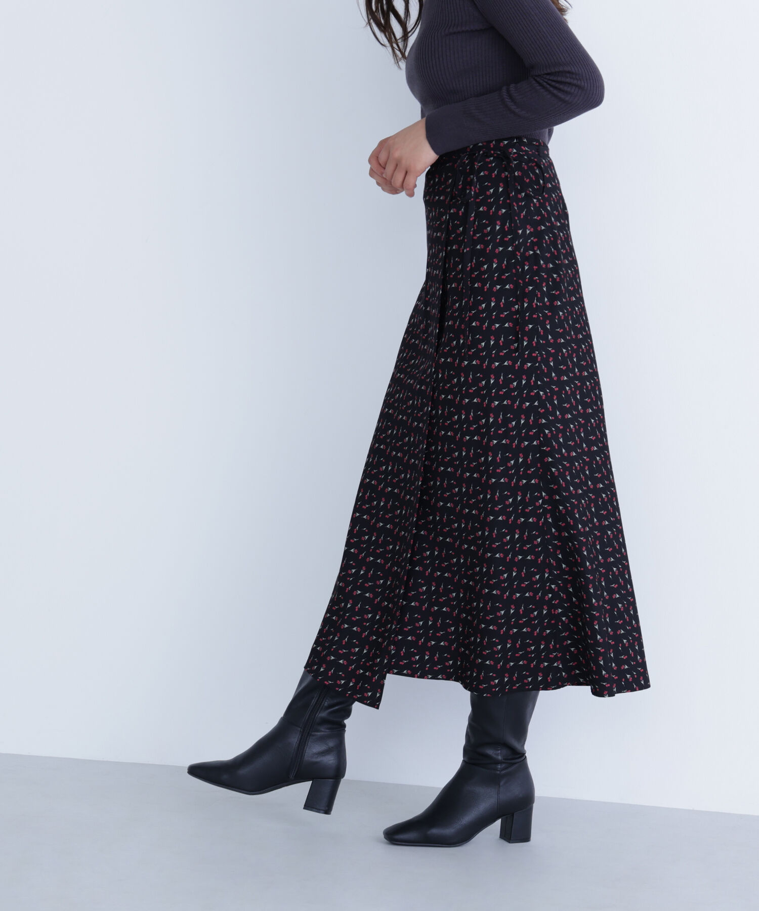  「フラワープリントラップスカート」|スカート|