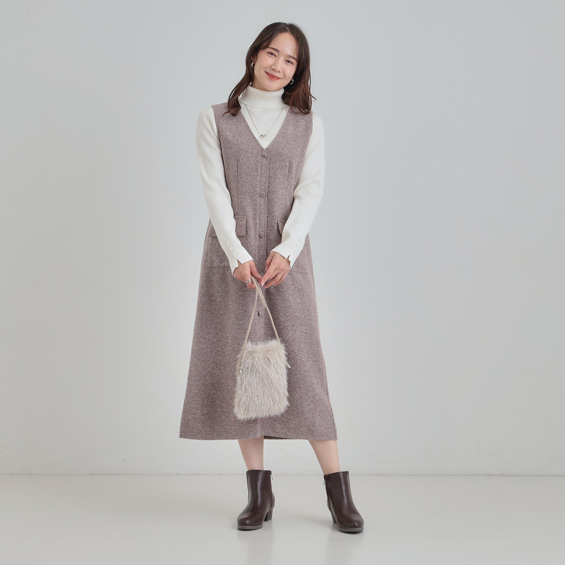 SHOO･LA･RUE「ラメ入りファーが目を惹く ミニショルダーバッグ」|ショルダー・メッセンジャー|