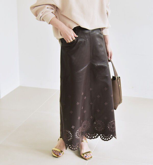 quaranciel「quaranciel: フラワー 刺繍 バック スリット ロング スカート」|スカート|ブラウン
